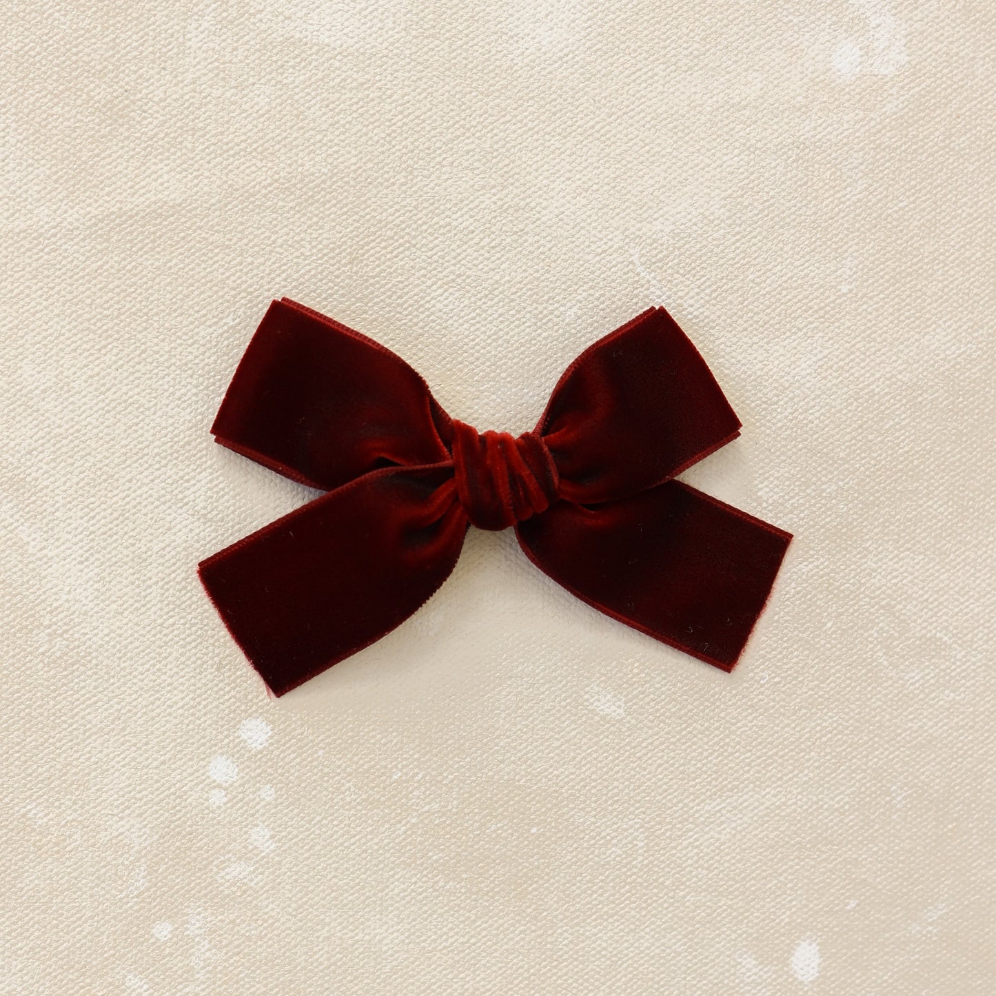Petite Classic Bow Clip // Winterberry