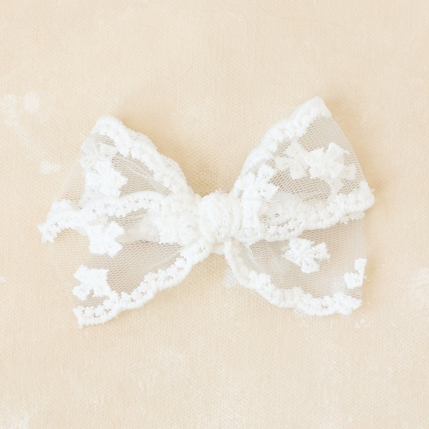 Oversized Classic Bow Clip // Marlowe