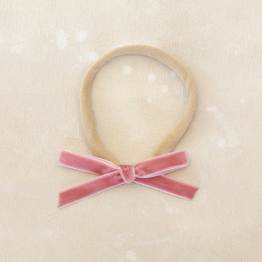 Velvet infant bow // Carnation