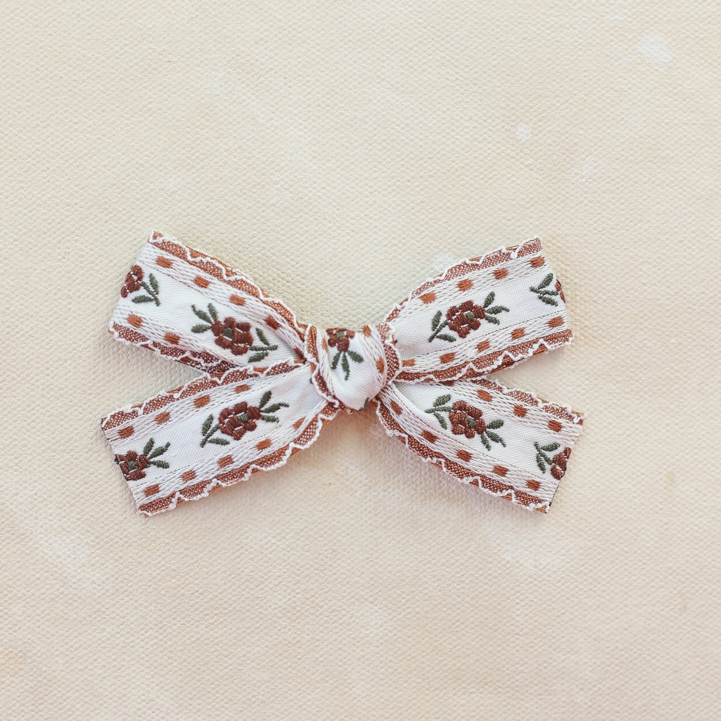 Petite Classic Bow Clip // Story