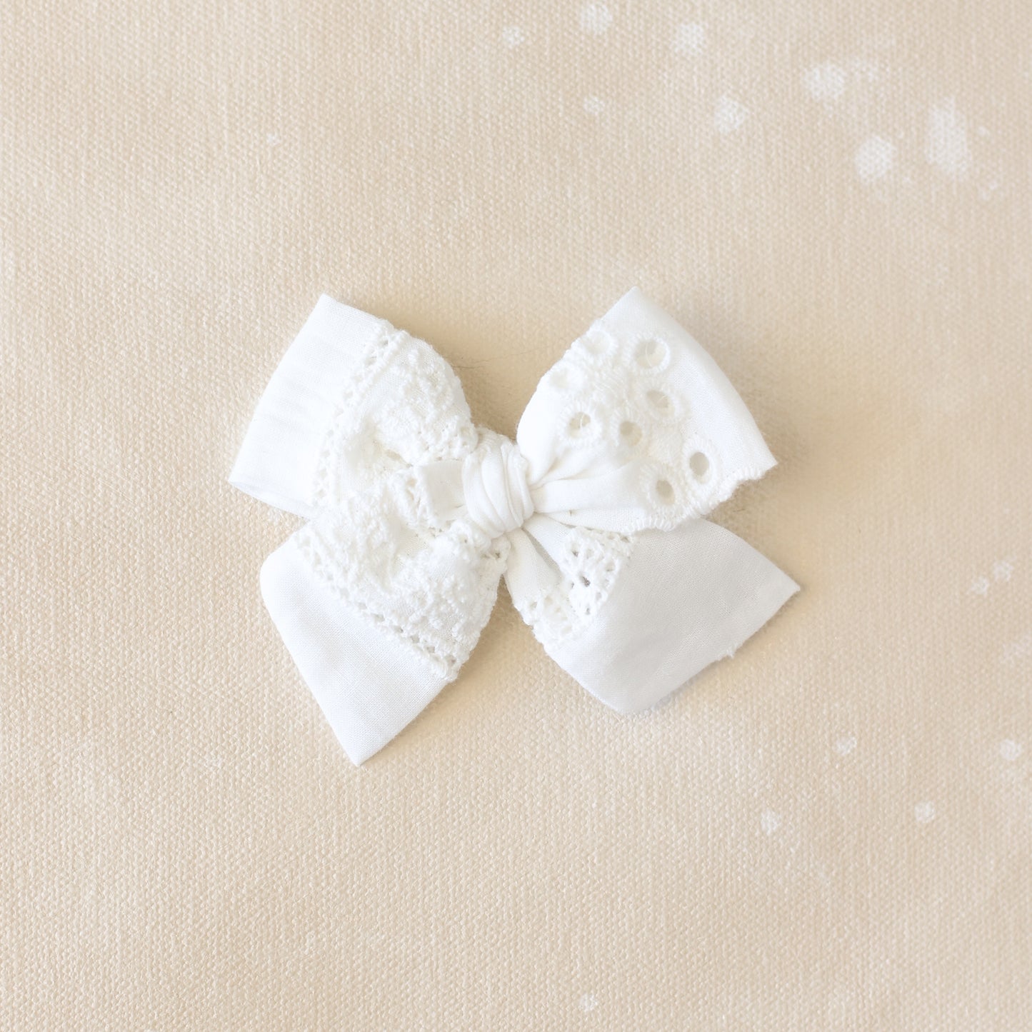 Explorer Bow Clip // June