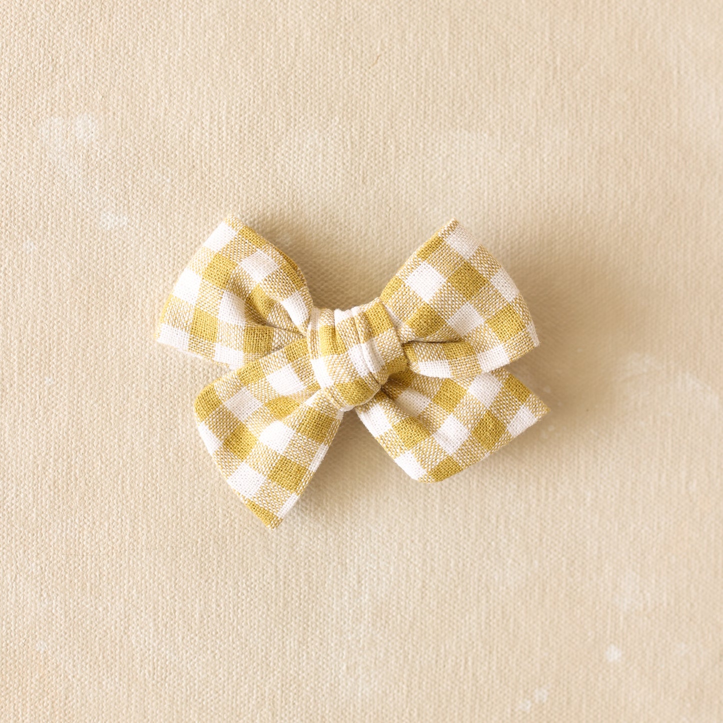 Explorer Bow Clip // Flutter