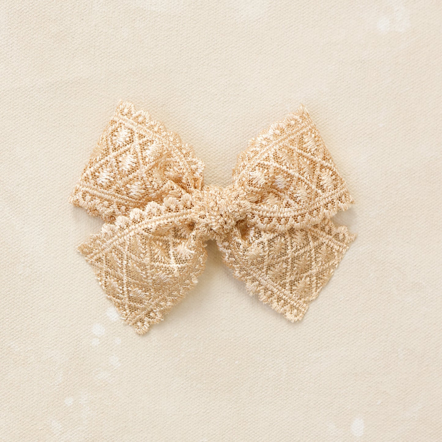 Oversized Classic Bow Clip // Whimsy