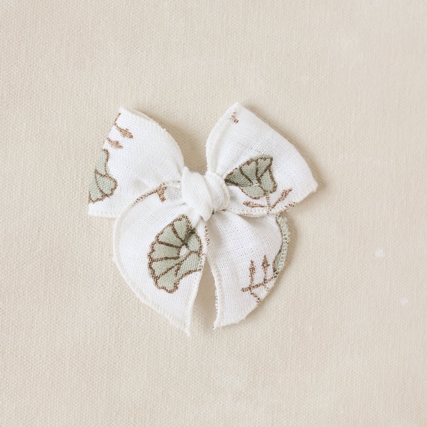 Mini Fleur Band or Clip // Charm