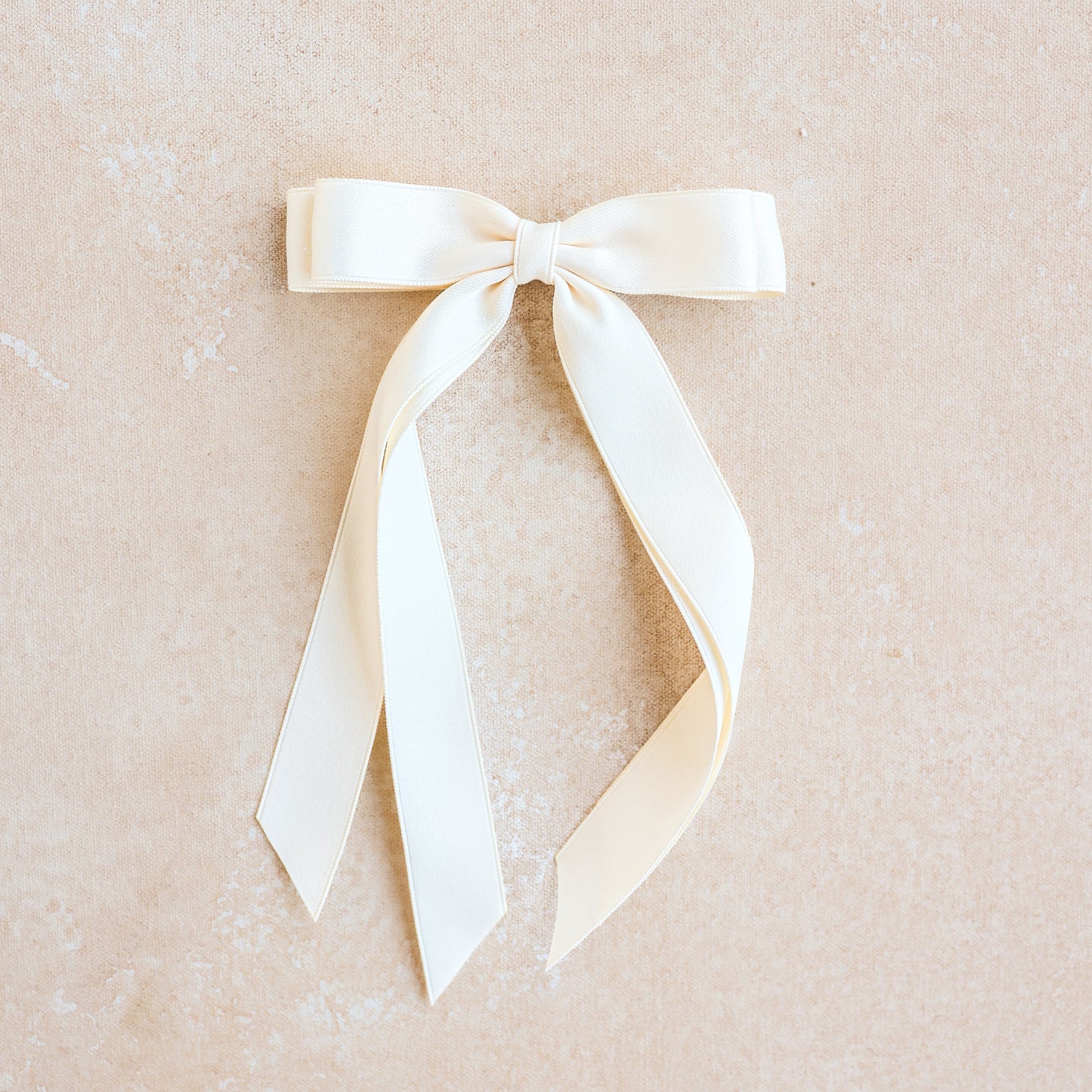 Oversized Sunday Bow // Claudette