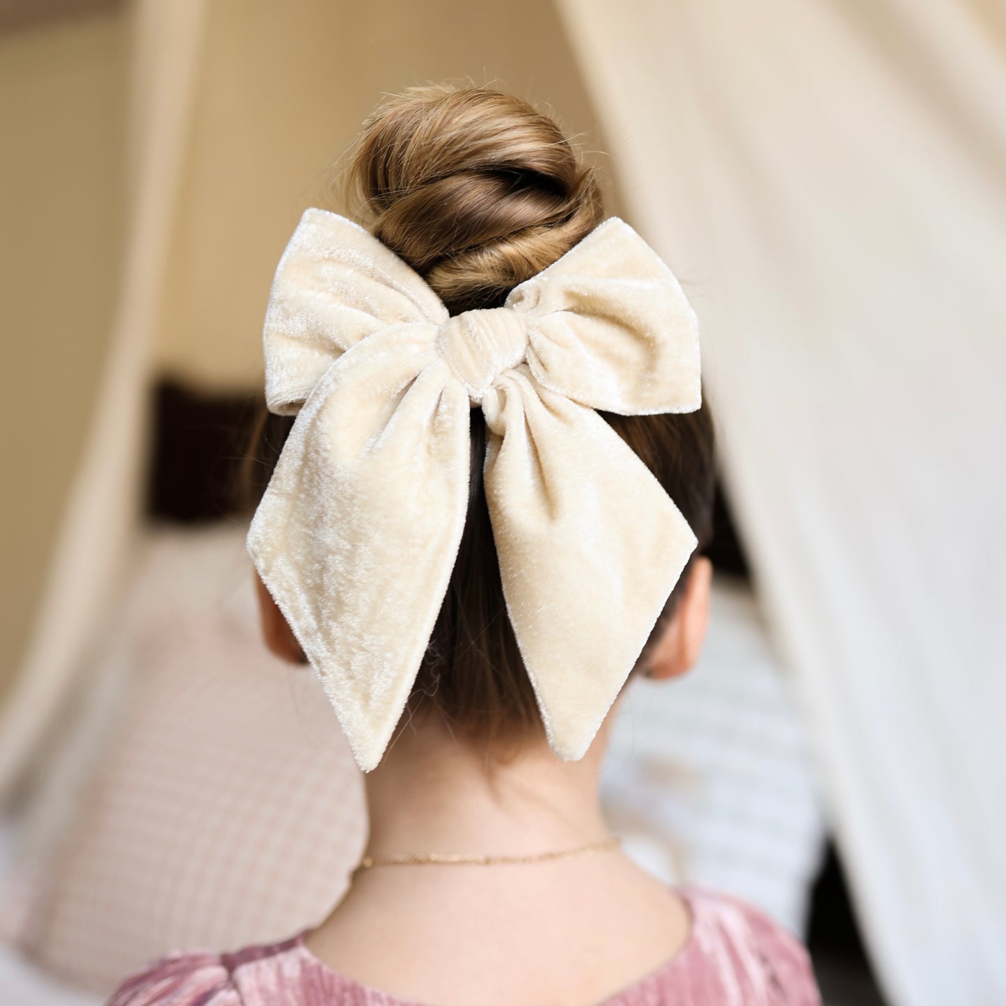 Fable Bow Clip // Midnight