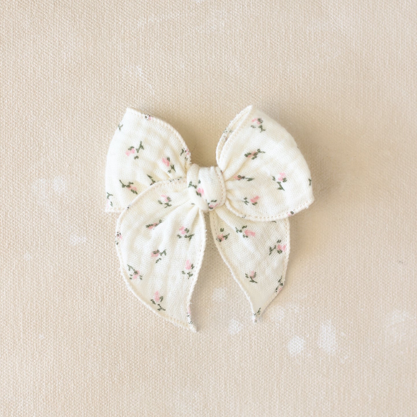 Mini Fleur Bow Clip // Lettie