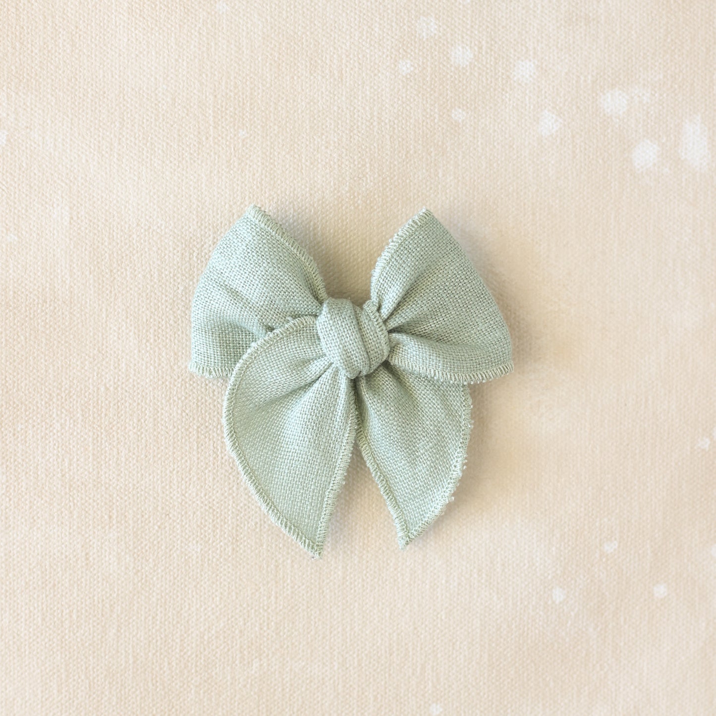 Mini Fleur Bow Clip // Eden