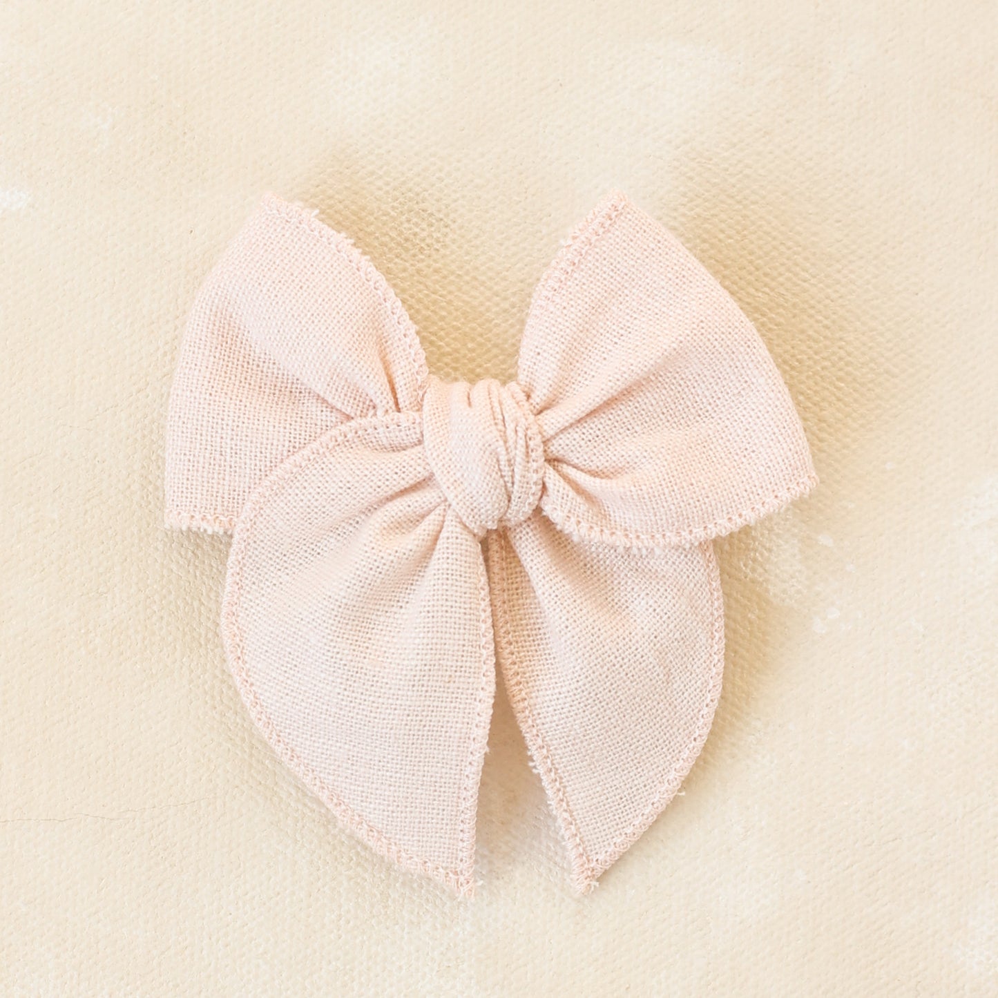 Mini Fleur Bow Clip // Daphne