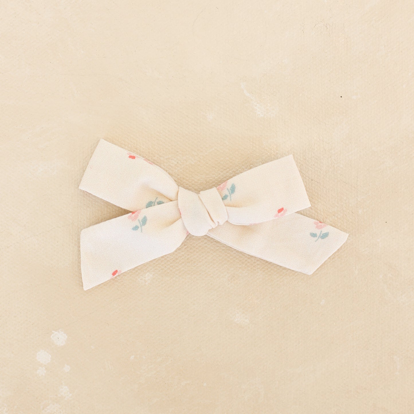 Scout Bow Clip // Poppy