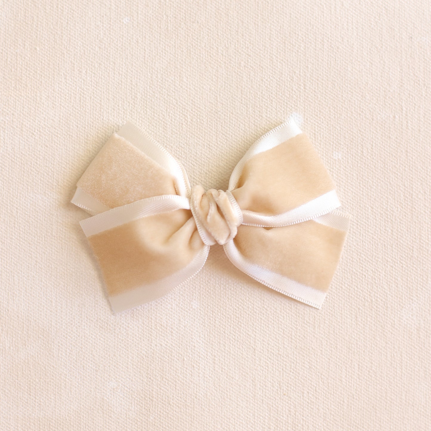 Oversized Classic Bow Clip/Band // Rue