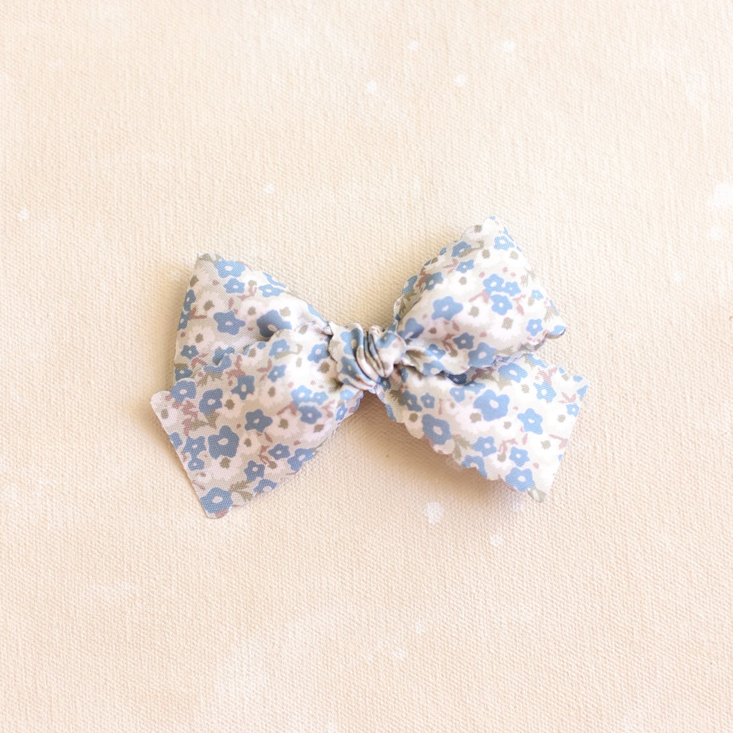 Oversized Classic Bow Clip/Band // Greta