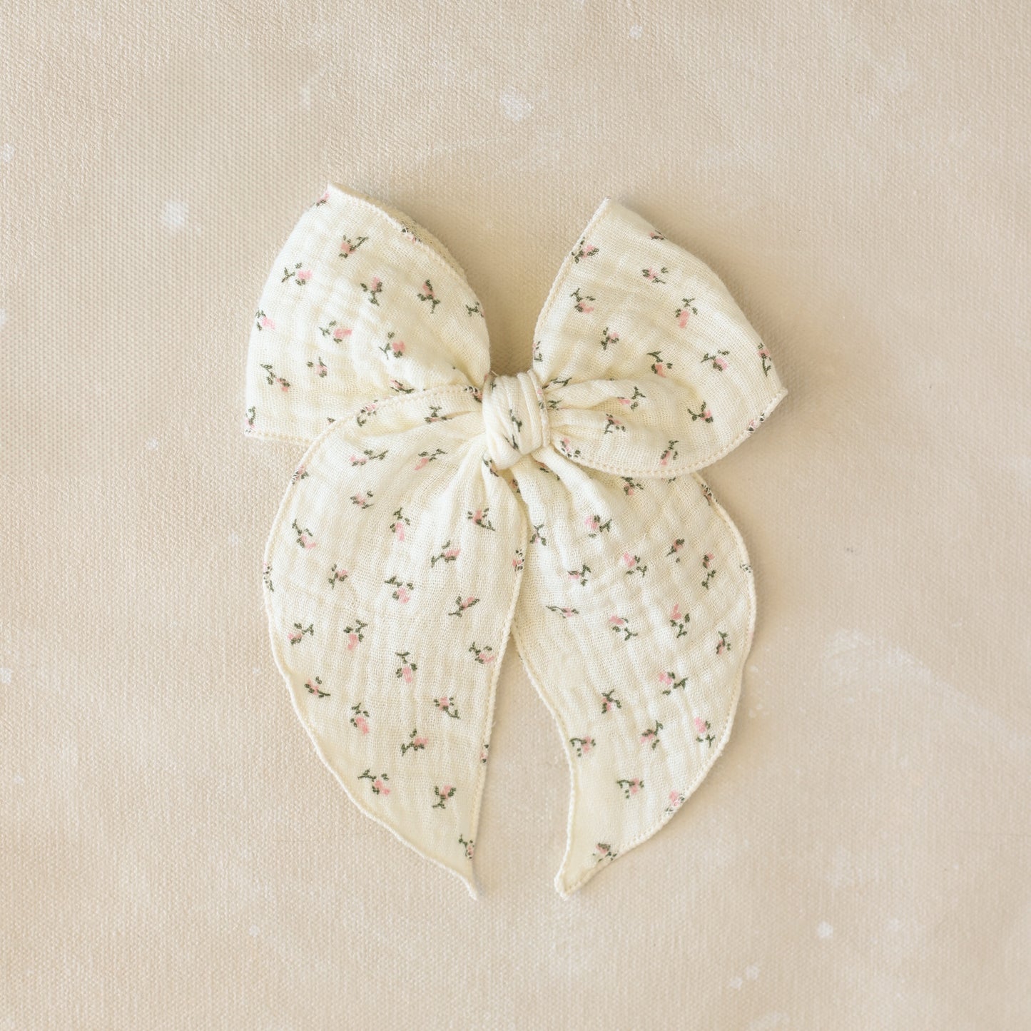 Fleur Bow Clip // Lettie