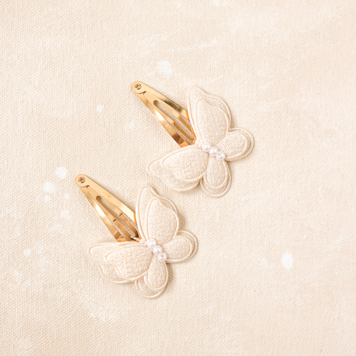 Butterfly Clips // Blanche