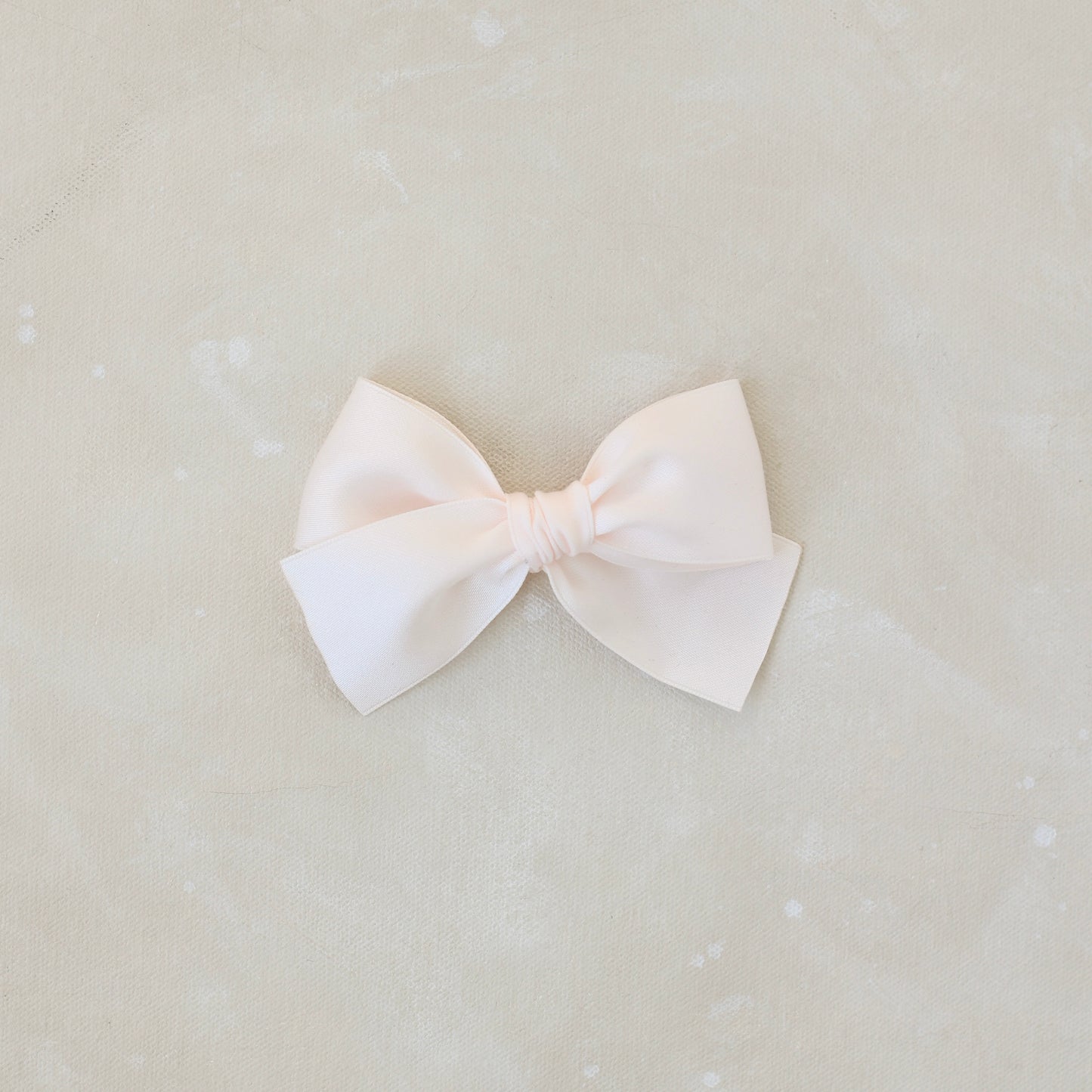 Oversized Classic Bow Clip // Gable