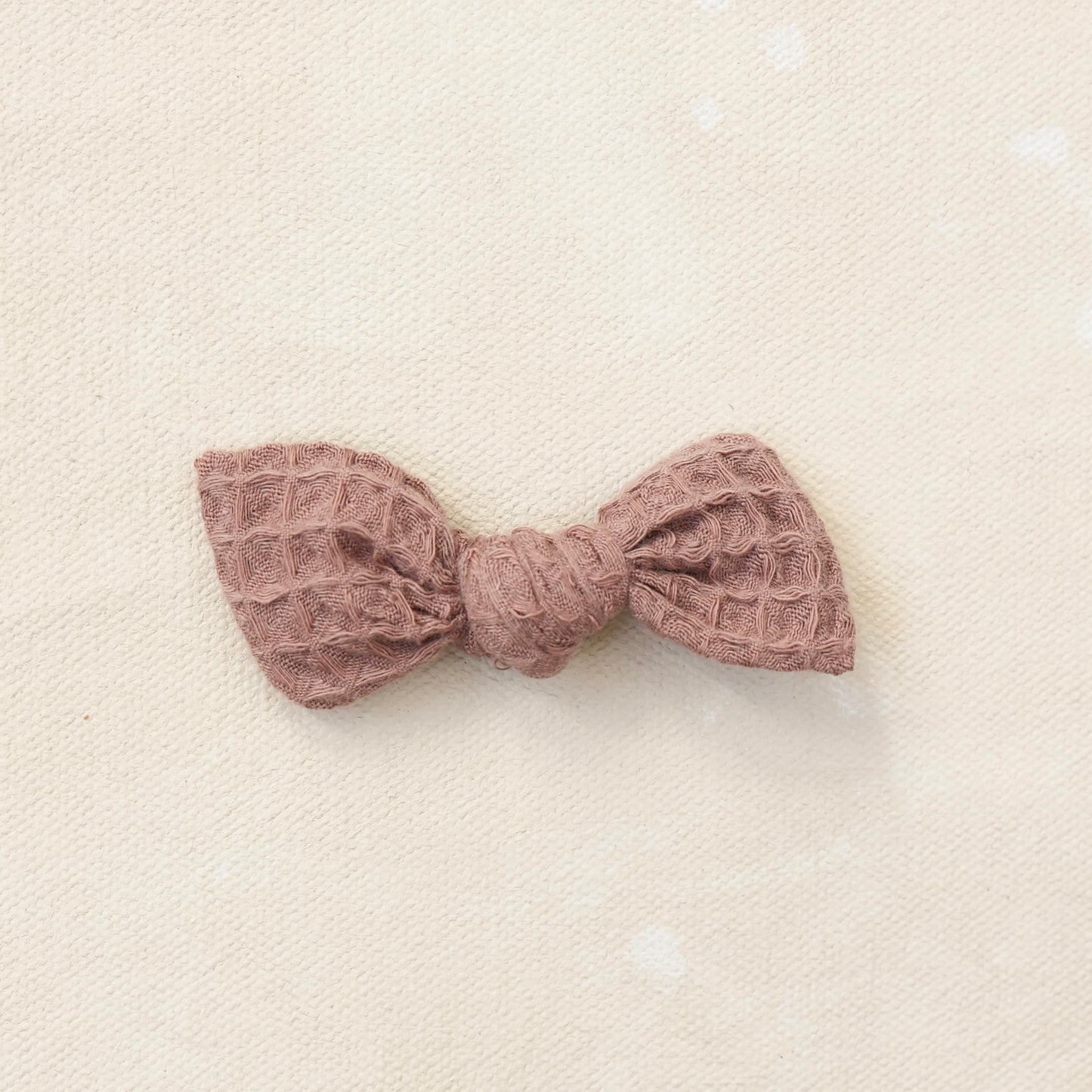 Petite Classic Knot Clip // Antique Violet