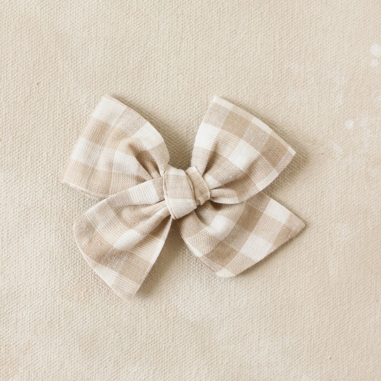 Explorer Bow Clip // Oat Gingham