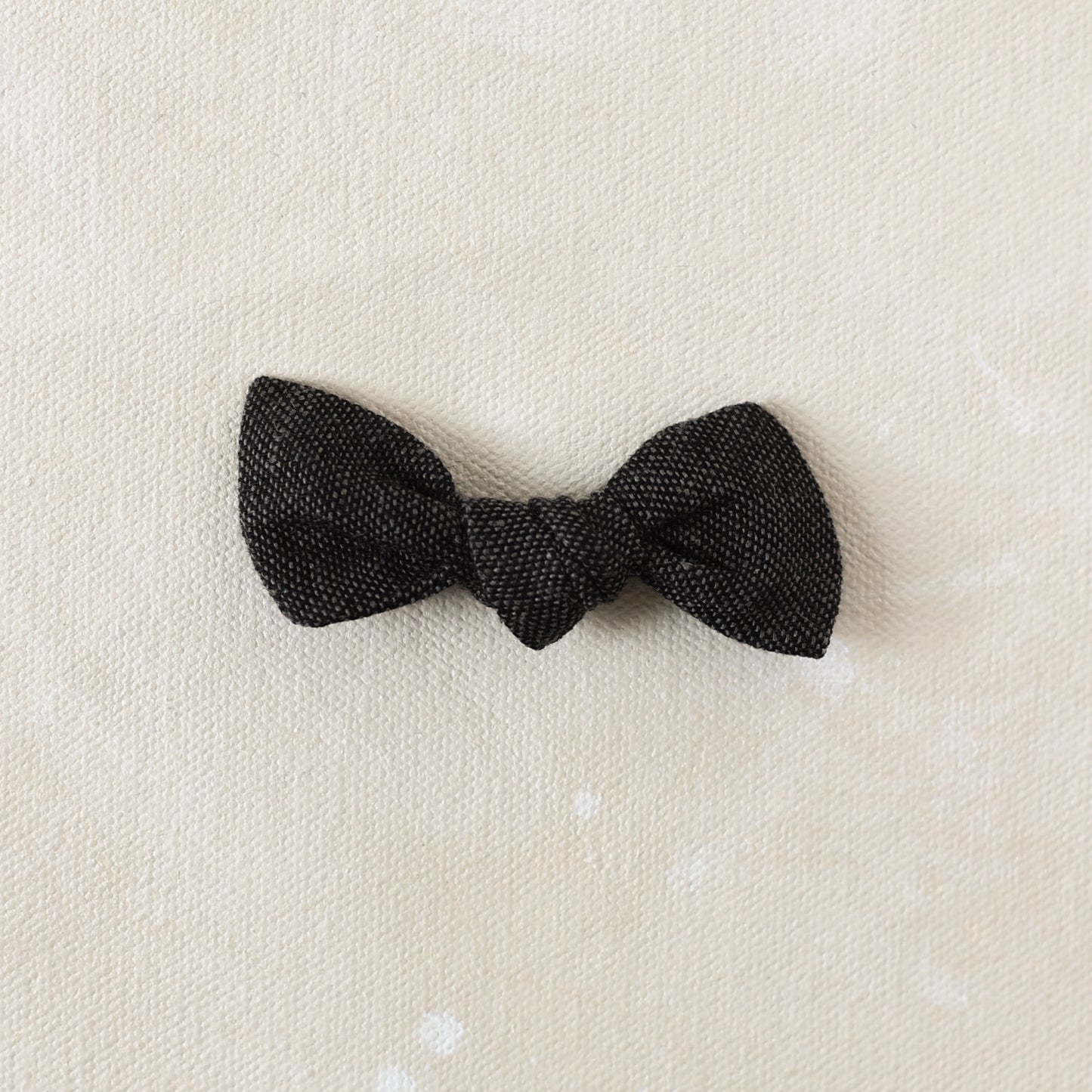Petite Classic Knot Clip // Moonbeam