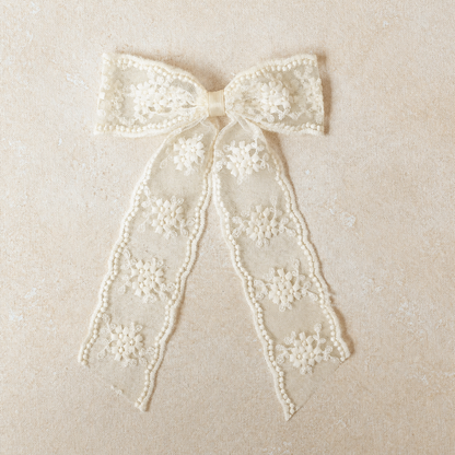 Oversized Lace Bow // Jane