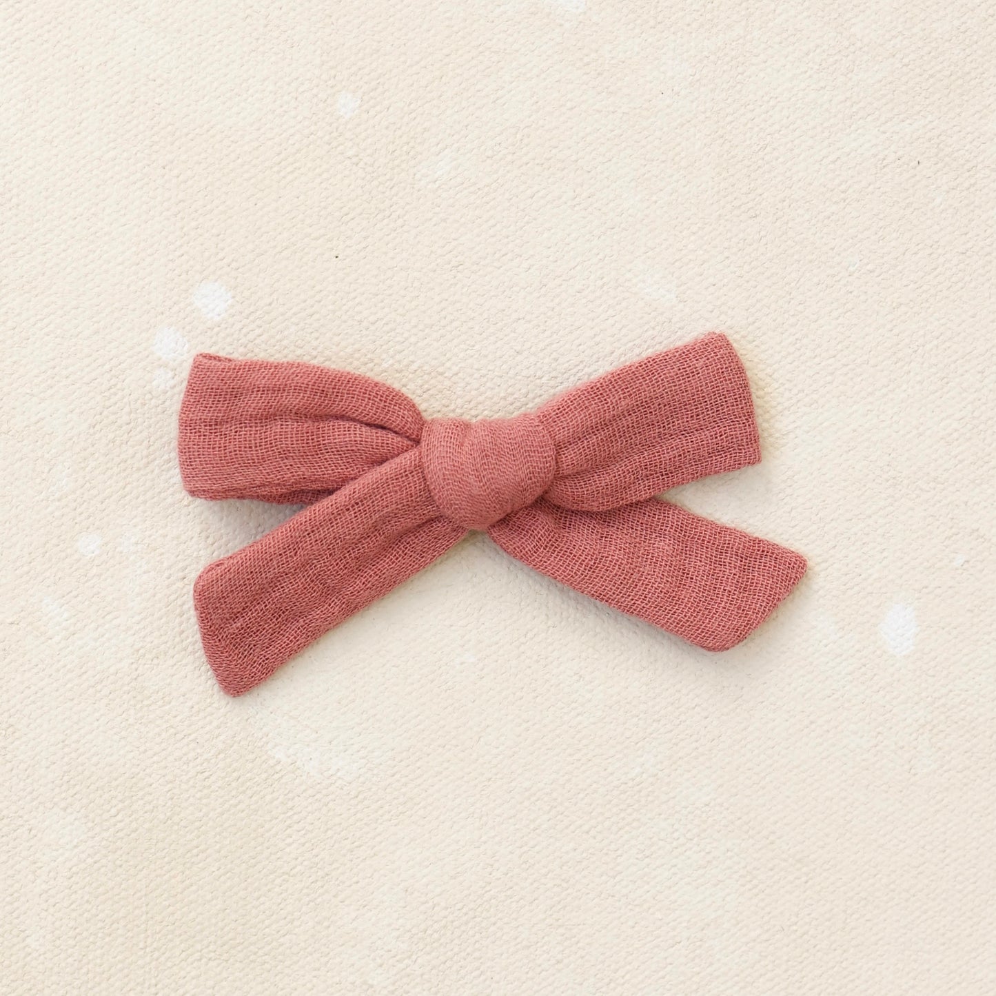 Scout Bow Clip // Heirloom Petal