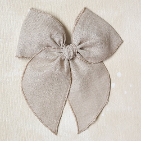 Fleur Bow Clip // Chai