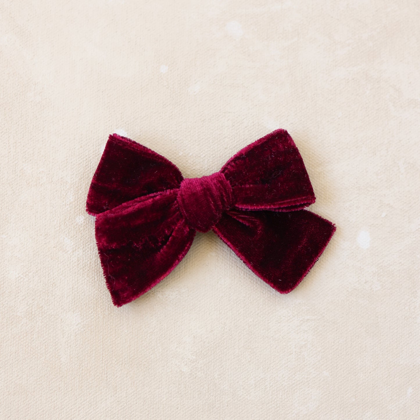 Petite Classic Bow Clip // Primrose