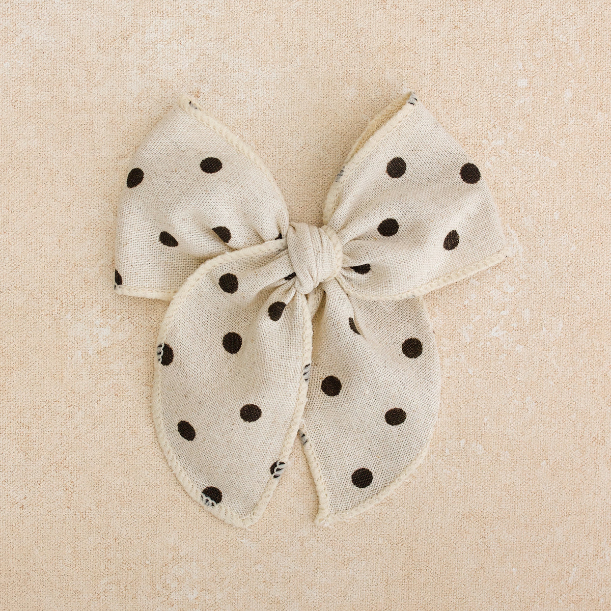 Fleur Bow Clip • Dottie