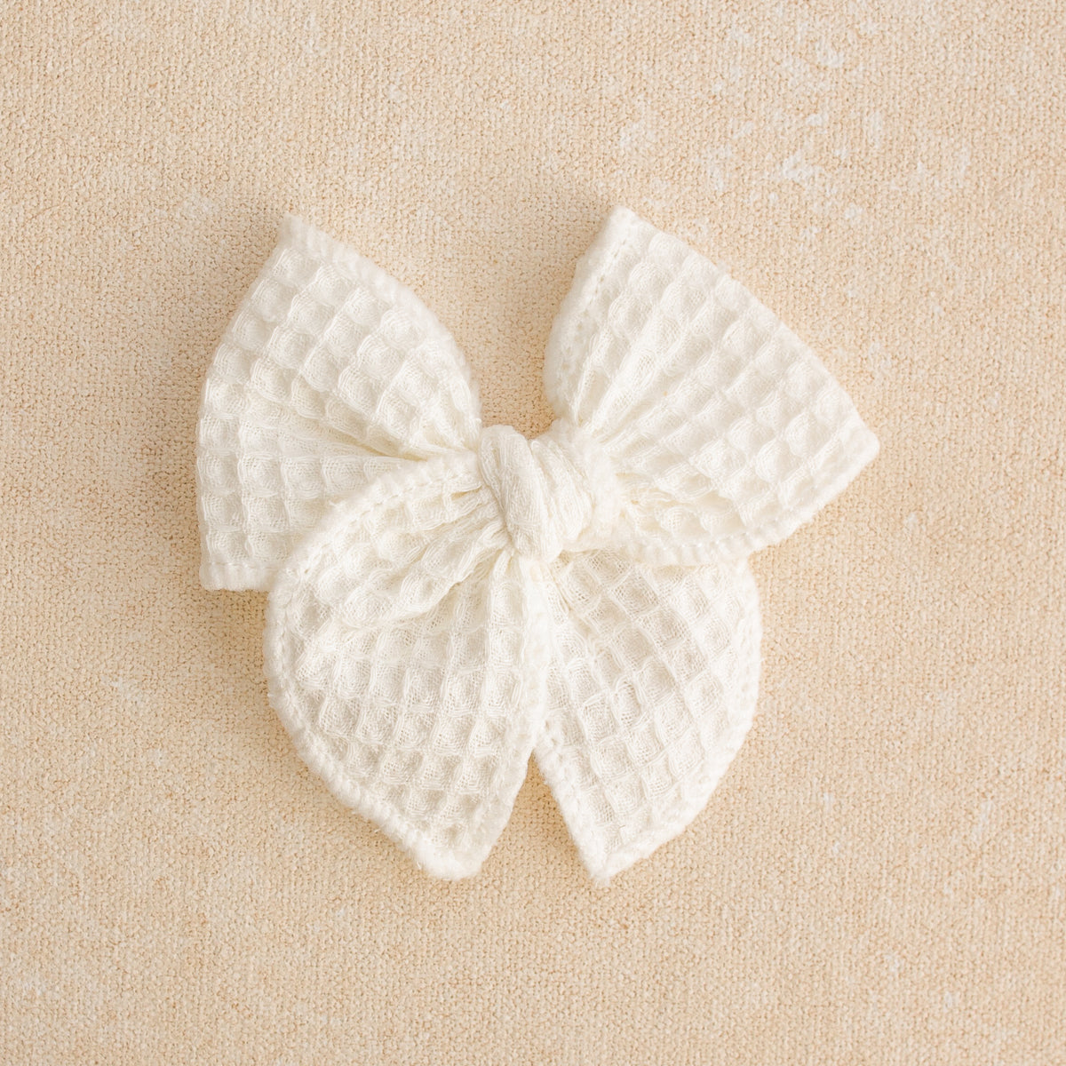 Mini Fleur Bow Clip or Band // Natural Waffle