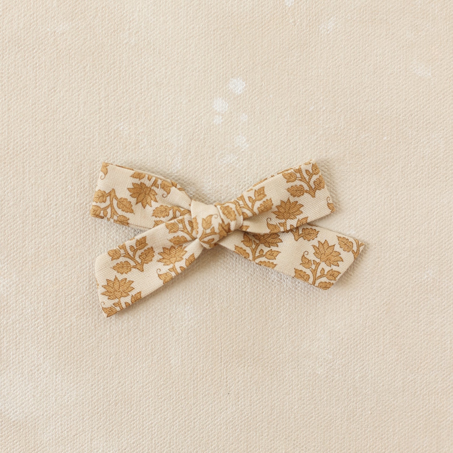 Scout Bow Clip // Dahlia