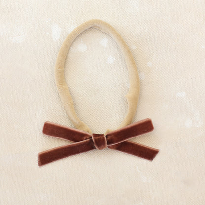 Velvet infant bow // Chocolate