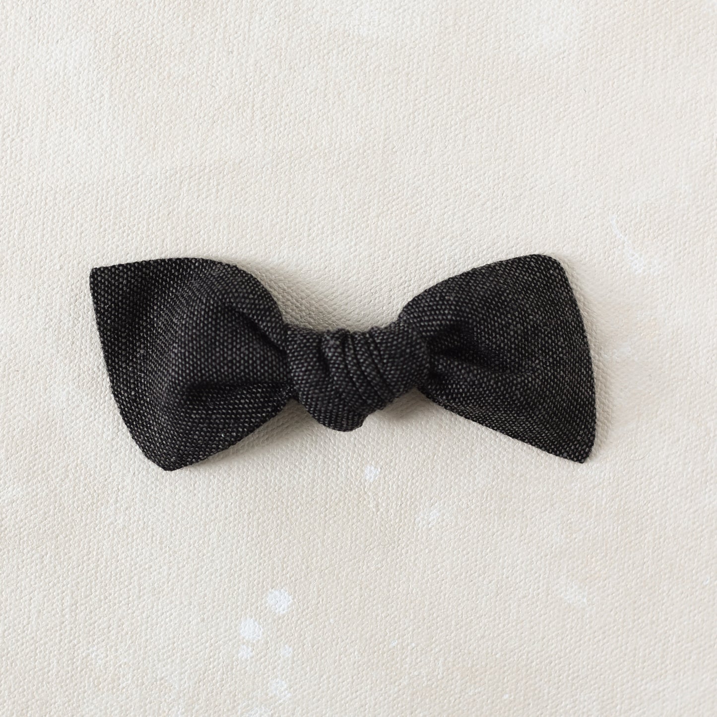 Oversized Classic Knot Clip // Moonbeam