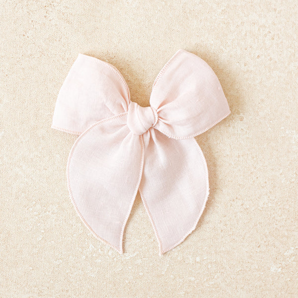 Fleur Bow Clip // Daphne