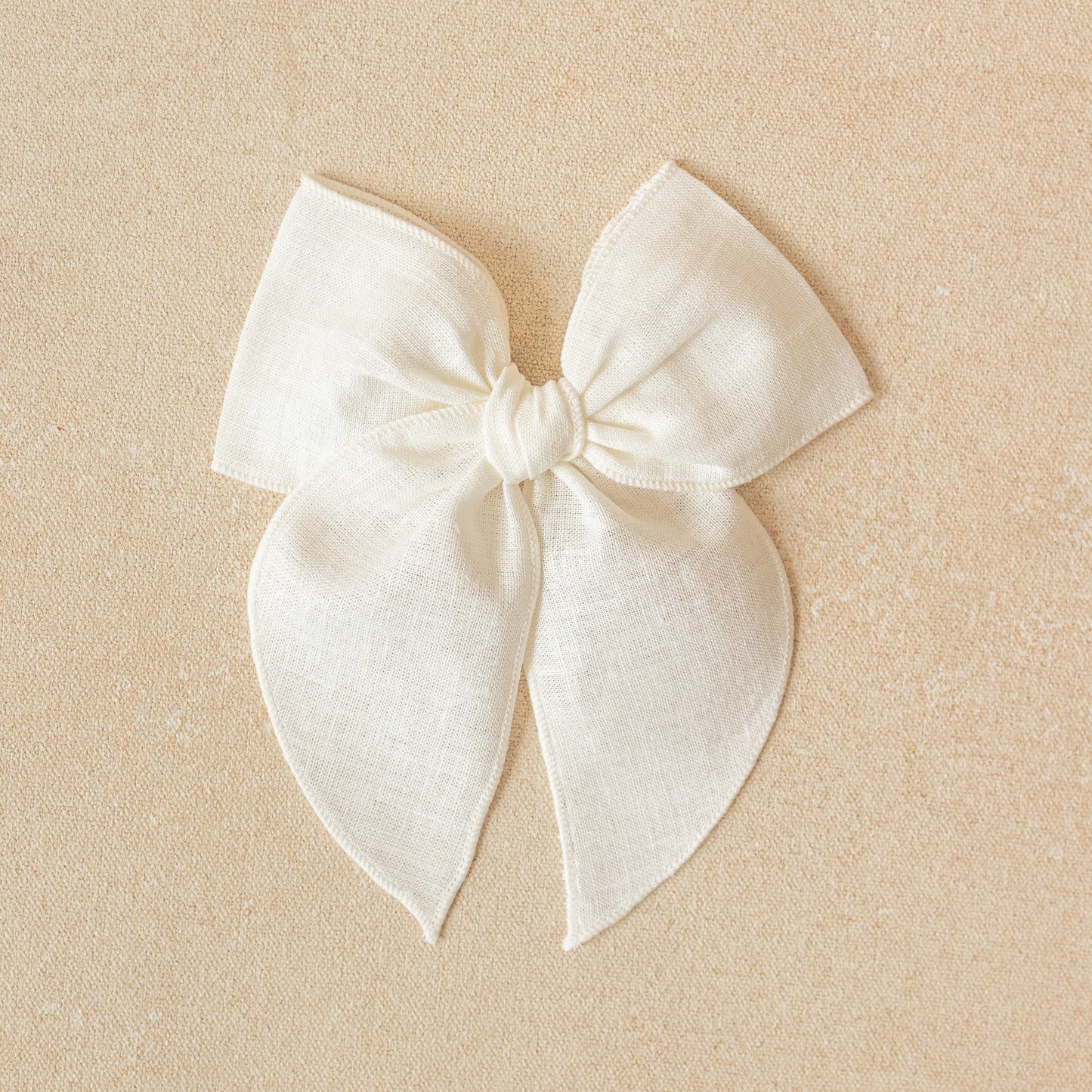 Fleur Bow Clip • Lucy (Small Batch Release )