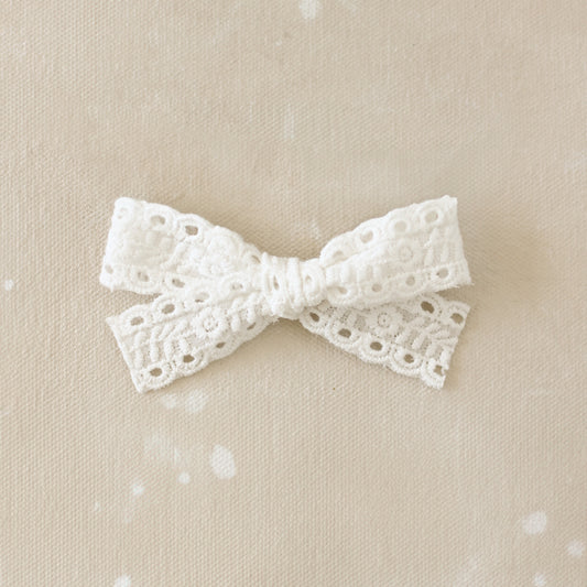 Petite Classic Bow Clip // June