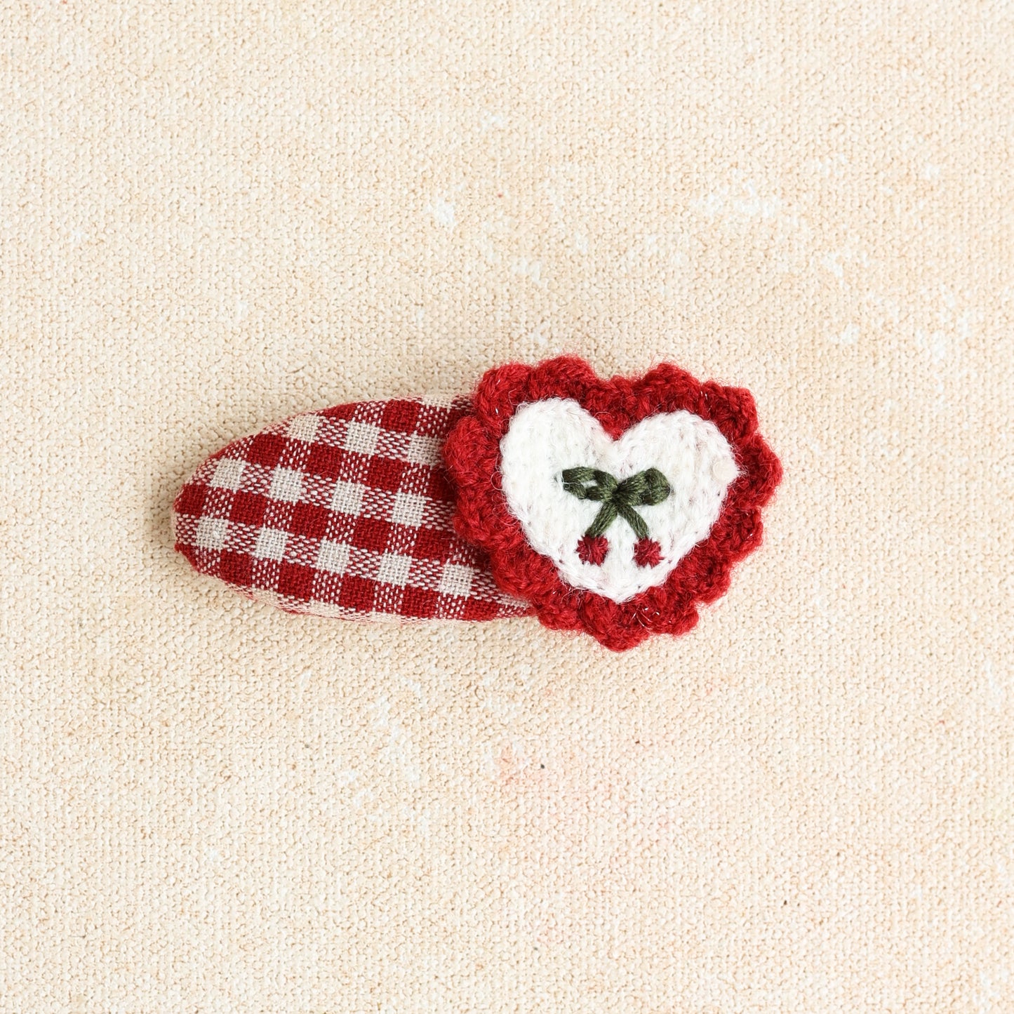Gingham Snap Clip // Betsy