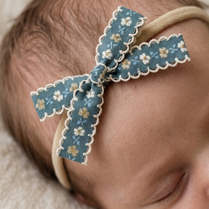 Petite Classic Hair Bow • Matilda