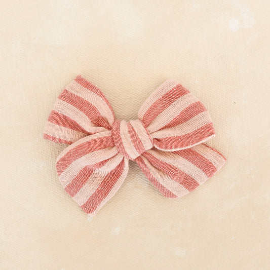 Explorer Bow Clip // Clementine