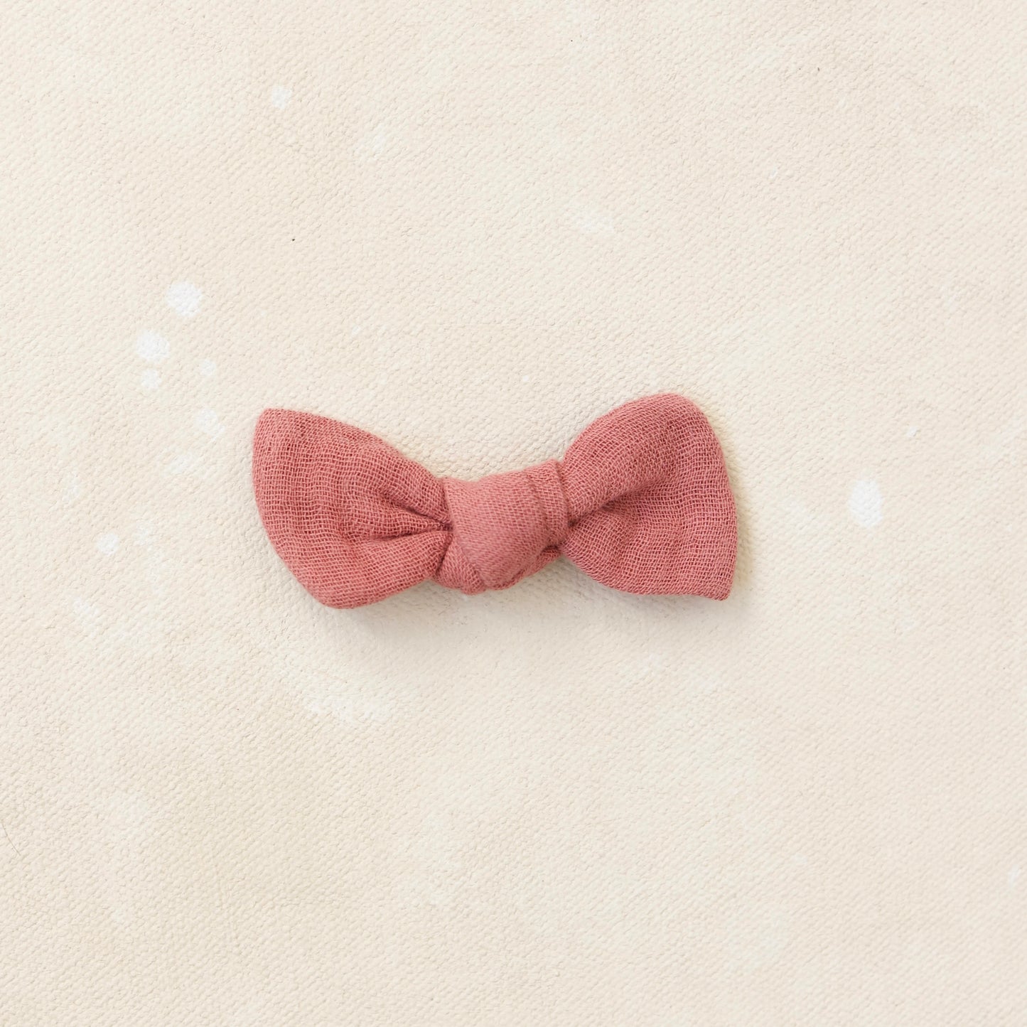 Petite Classic Knot Clip // Heirloom Petal