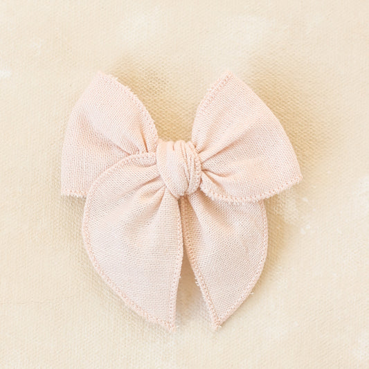 Mini Fleur Bow Clip // Daphne