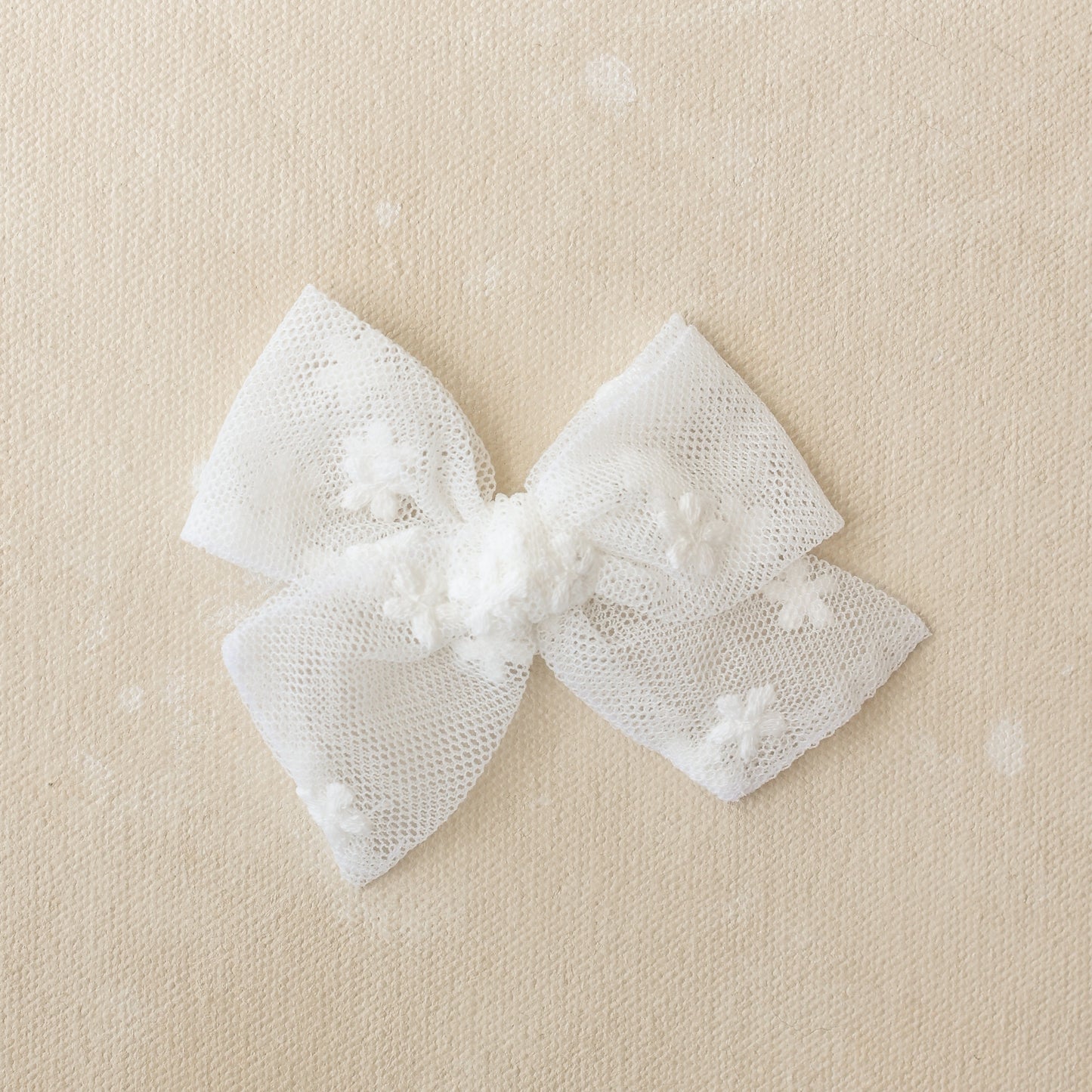 Explorer Bow Clip // Della