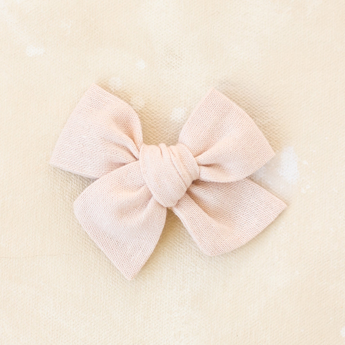 Explorer Bow Clip // Daphne