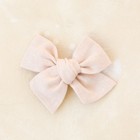 Explorer Bow Clip // Daphne