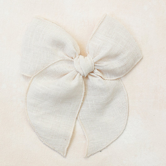 Fleur Bow Clip // Blanche