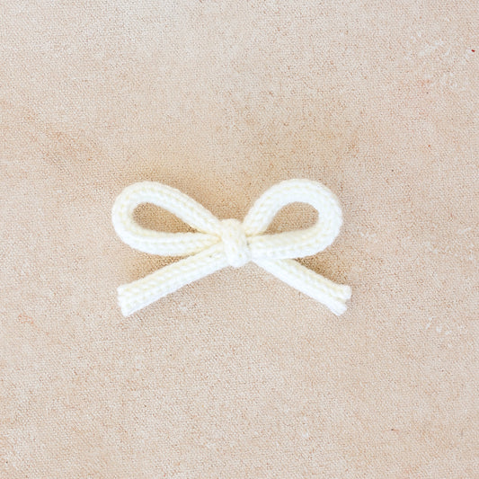 Crochet Bow Knot // First Hello