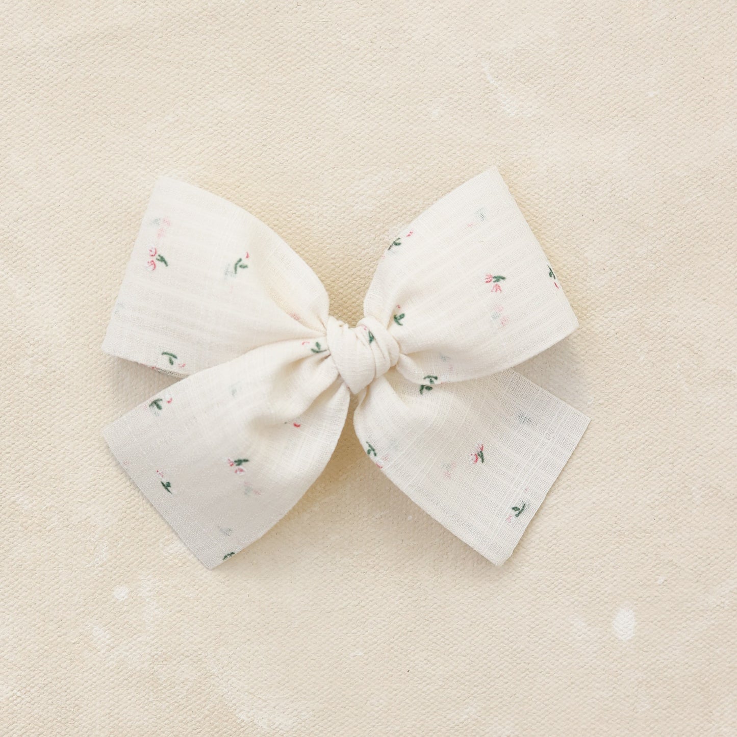 Oversized Classic Band or Clip // Dainty