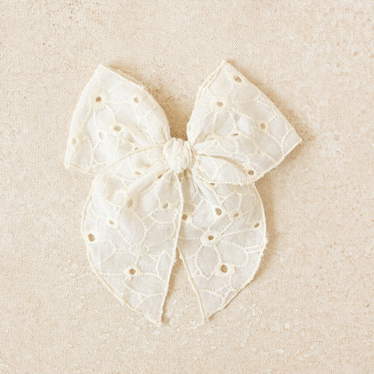 Fleur Bow Clip // Elowen