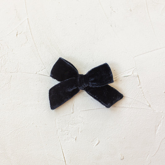 Petite Classic Velvet Bow Clip/ Band // Navy