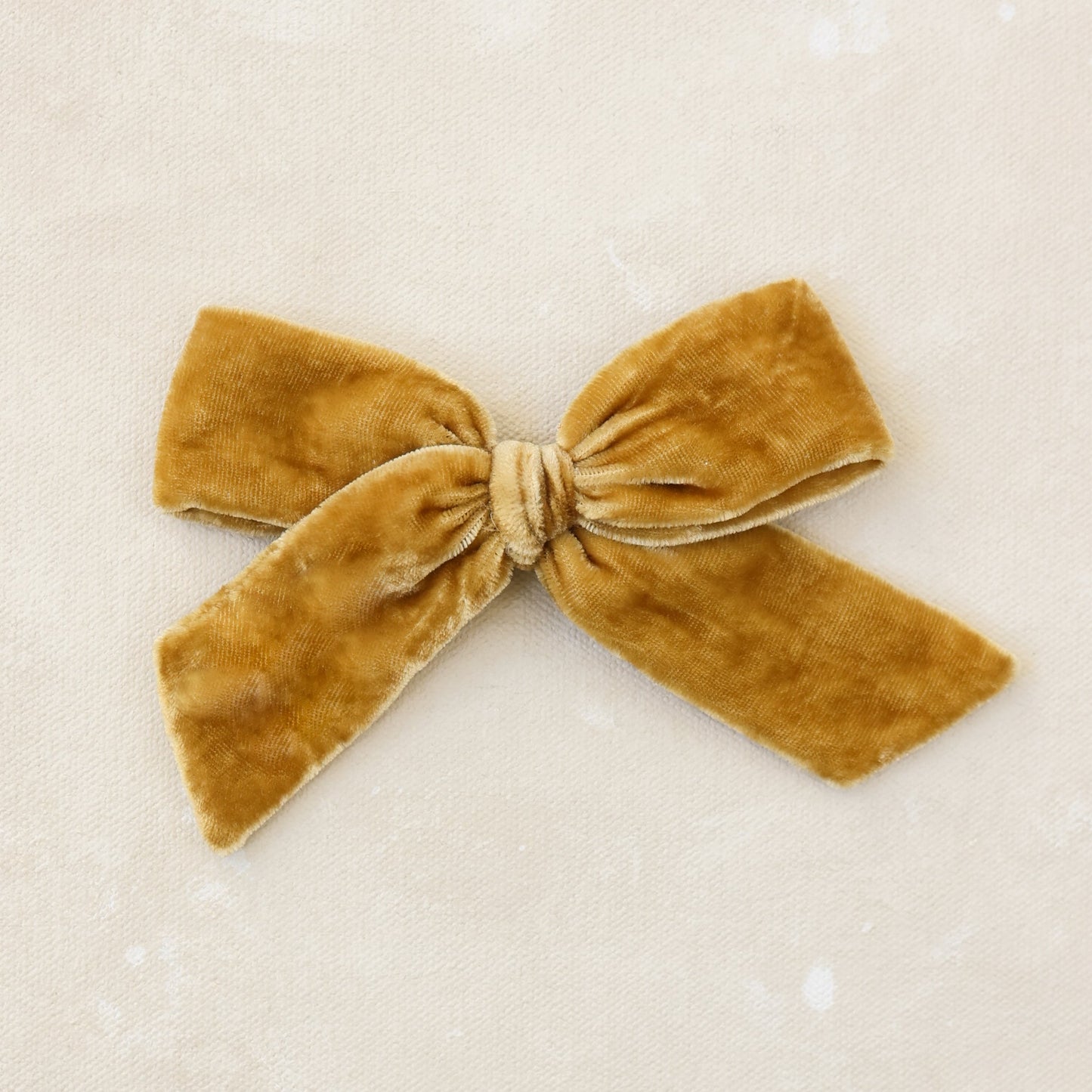 Oversized Velvet Classic Bow Clip // Luxe