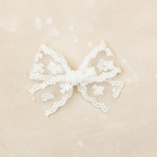 Oversized Classic Bow Clip // Marlowe