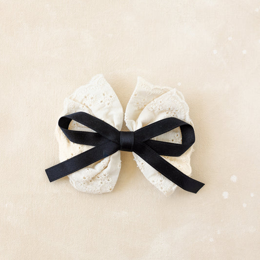Bow Barrette// Lennon